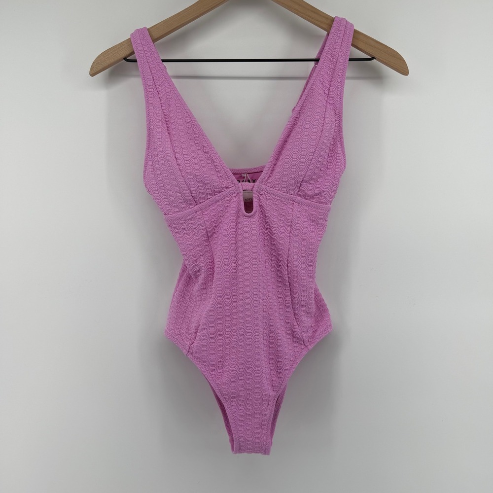 Roxy Haliewa Plunge Mod Women XS Lilac Textured‎ Plunge Neck One Piece Swimsuit